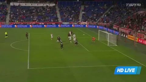 Poster siaran New York Red Bulls vs Toronto FC